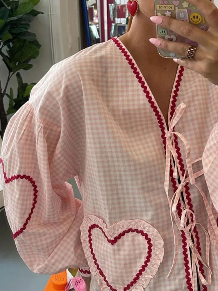 Sophisticated Blouse with a Clean Classic Look