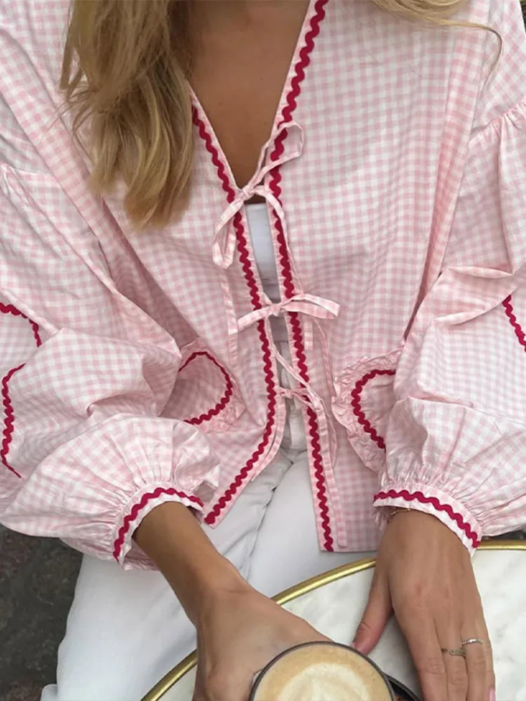 Sophisticated Blouse with a Clean Classic Look