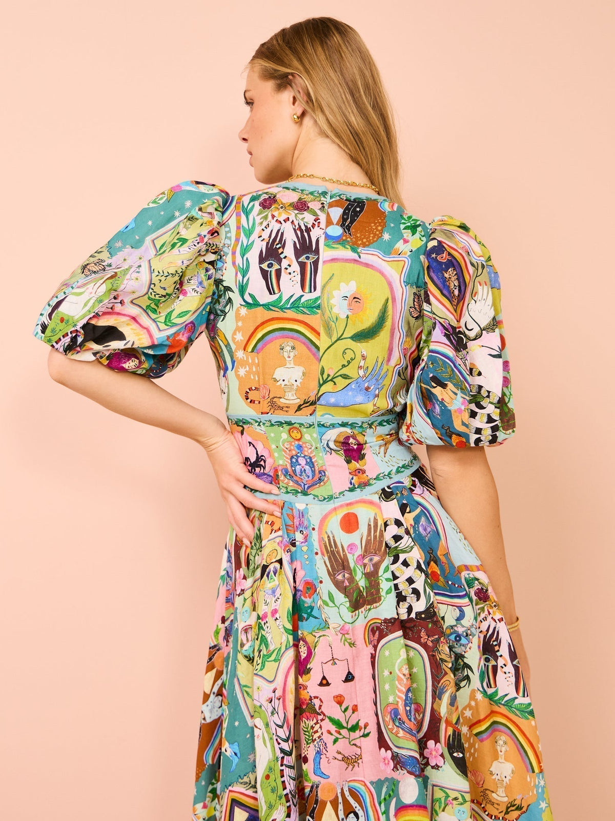 Classic Vintage & Enduringly Stylish Dress