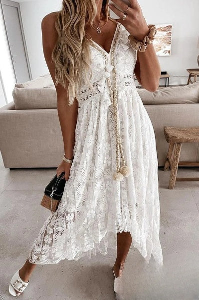 Effortlessly Elegant Dress with a Timeless Design