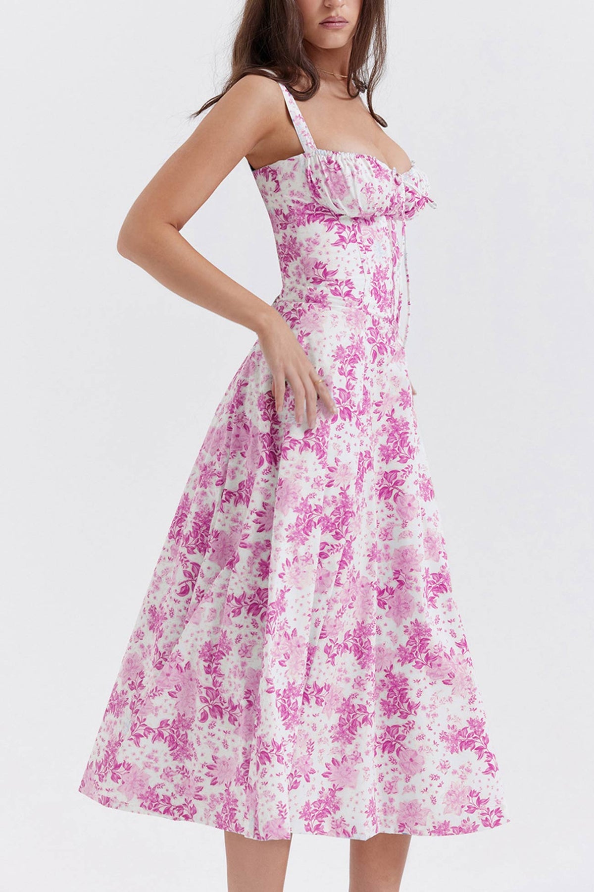 Beautifully Crafted Dress in a Classic Style
