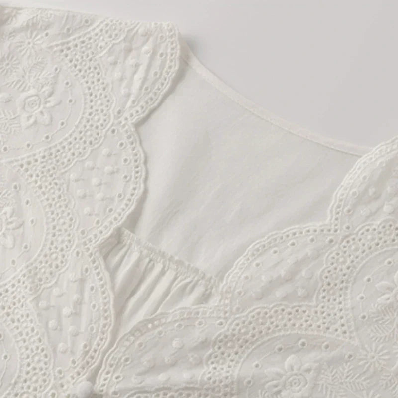 Elegantly Styled Blouse for Everyday Wear