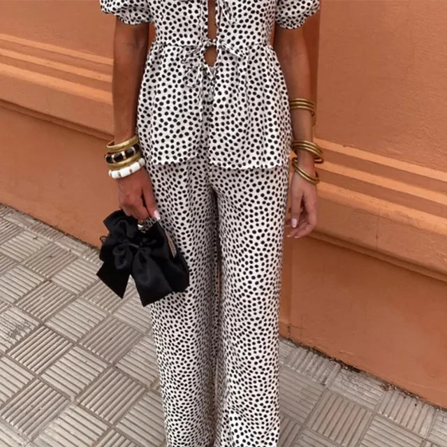 A Vintage Style Trousers with Delicate Timeless Details