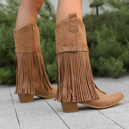 Graceful Orthopedic Boots for Modern Look