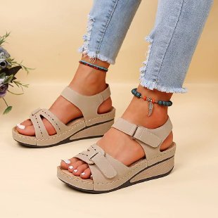 Graceful Orthopedic Sandals for Modern Look
