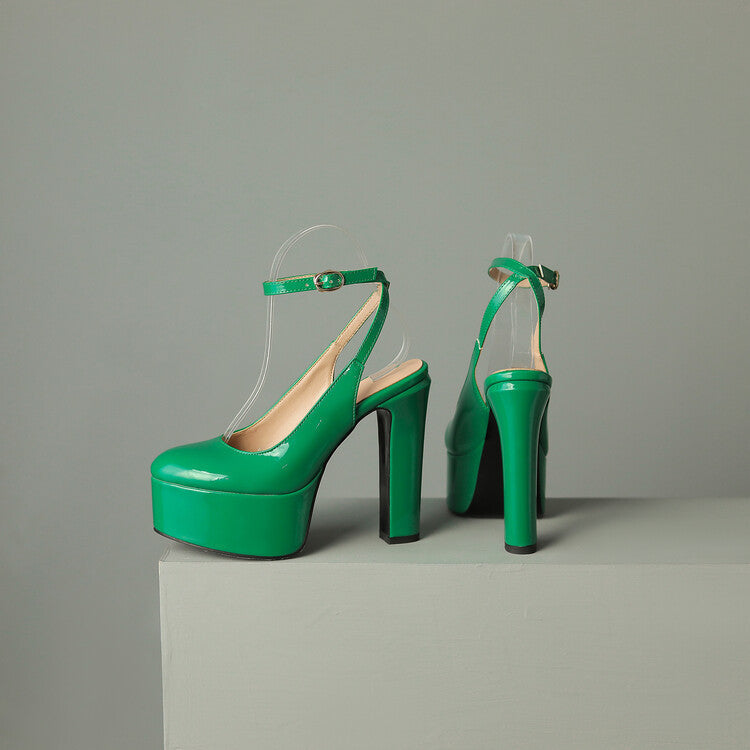 Chic Orthopedic Sandals with Unique Design
