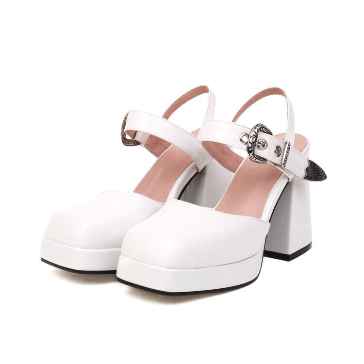 Graceful Orthopedic Sandals for Modern Look