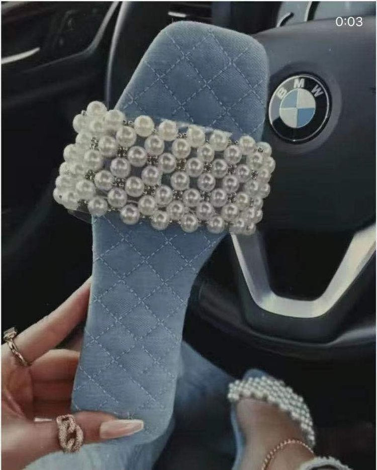 Chic Orthopedic Sandals with Unique Design
