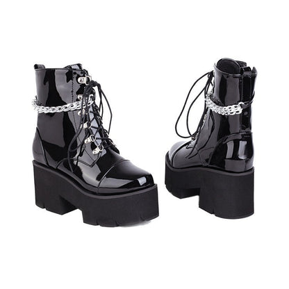 Graceful Orthopedic Boots for Modern Look