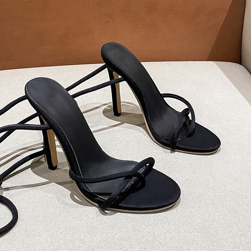 Chic Orthopedic Sandals with Unique Design