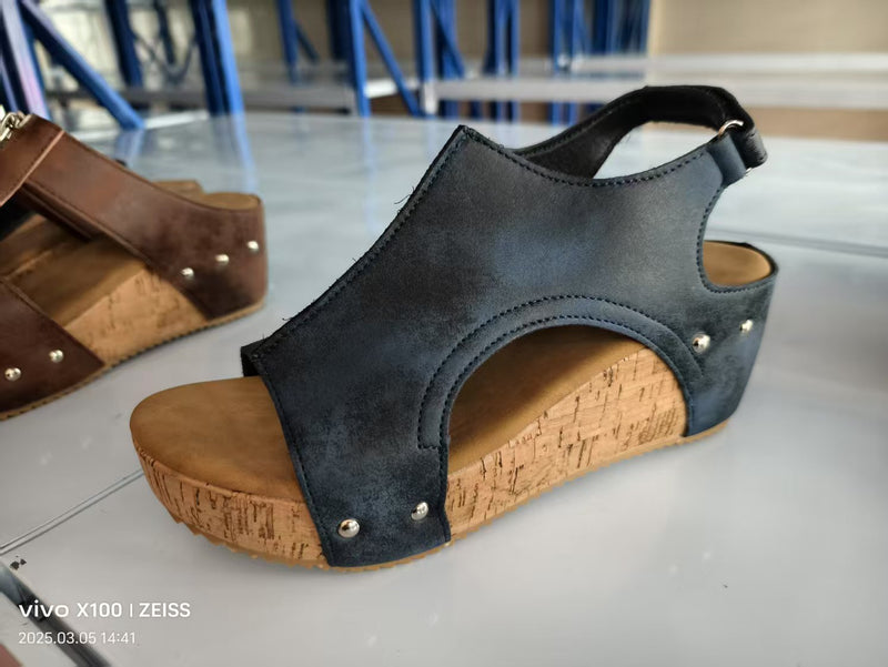 Graceful Orthopedic Sandals for Modern Look