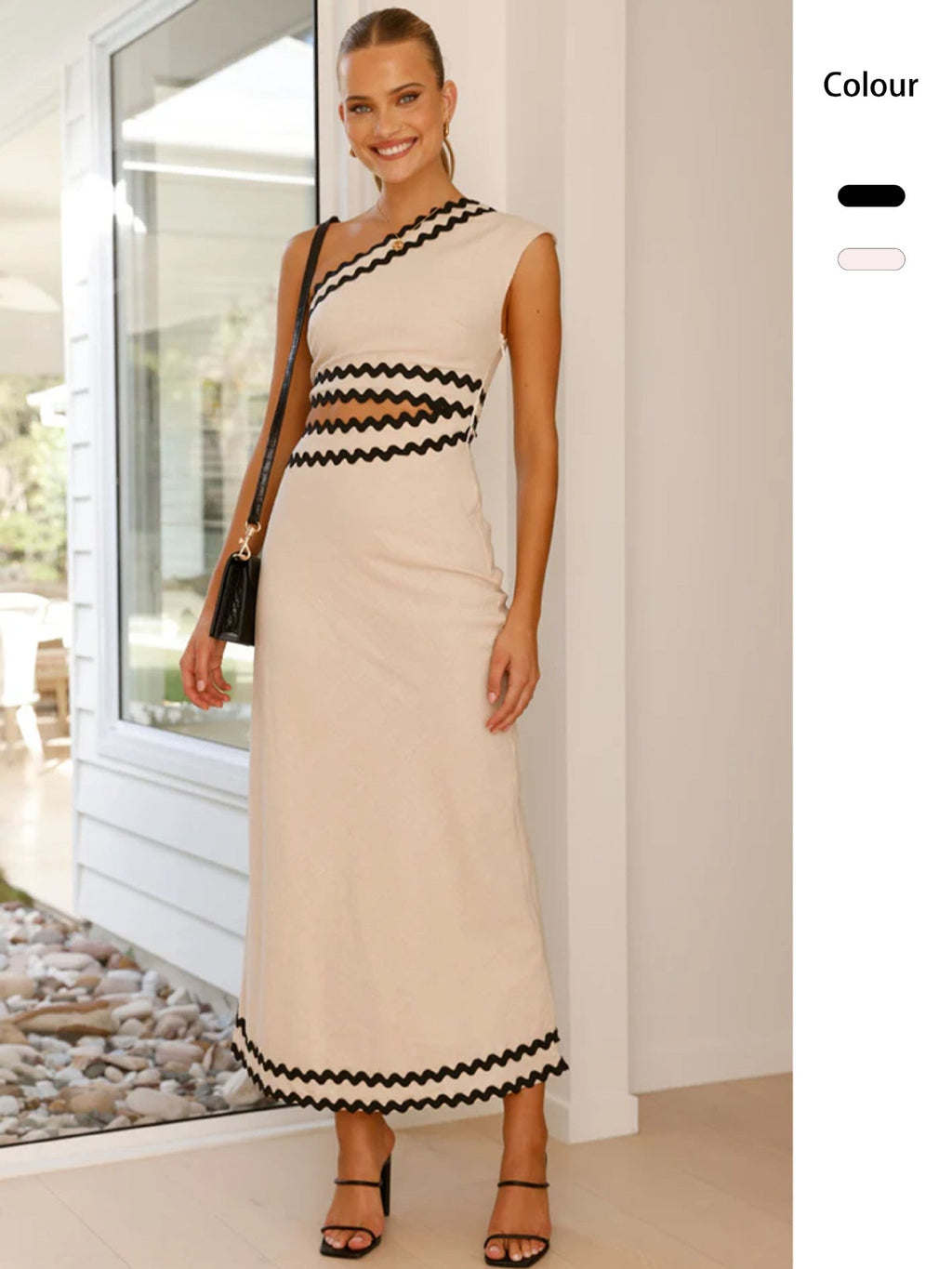 Beautifully Crafted Dress in a Classic Style