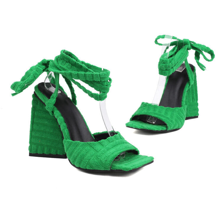 Chic Orthopedic Sandals with Unique Design