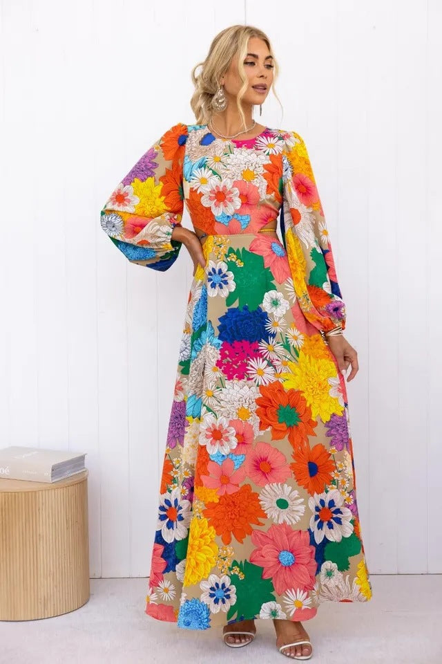 Classic Vintage & Enduringly Stylish Dress