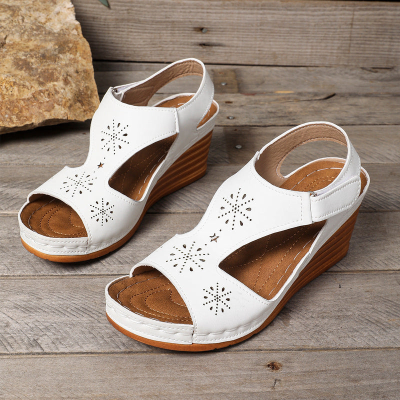 Chic Orthopedic Sandals with Unique Design