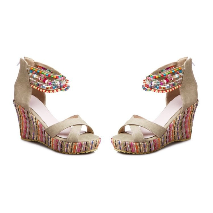 Chic Orthopedic Sandals with Unique Design