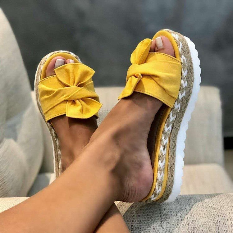 Chic Orthopedic Sandals with Unique Design