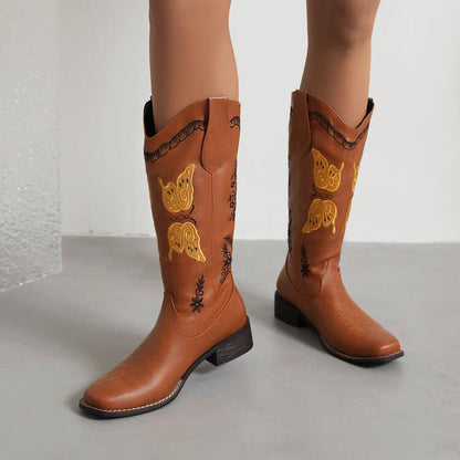 Graceful Orthopedic Boots for Modern Look