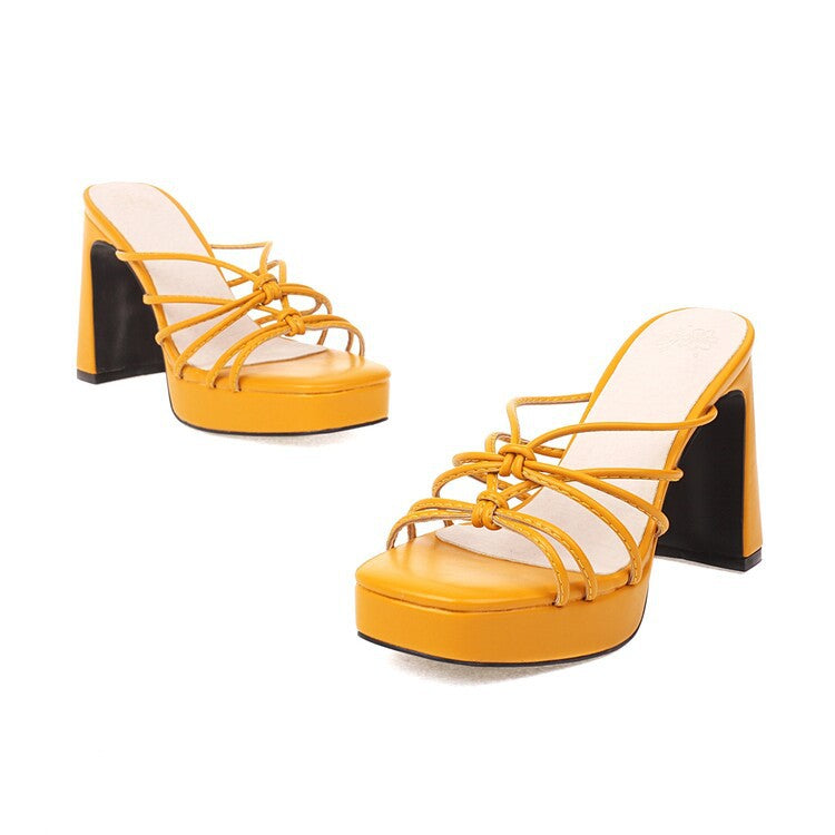 Graceful Orthopedic Sandals for Modern Look