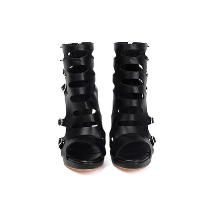 Graceful Orthopedic Sandals for Modern Look