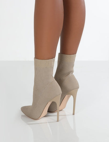 Graceful Orthopedic Boots for Modern Look