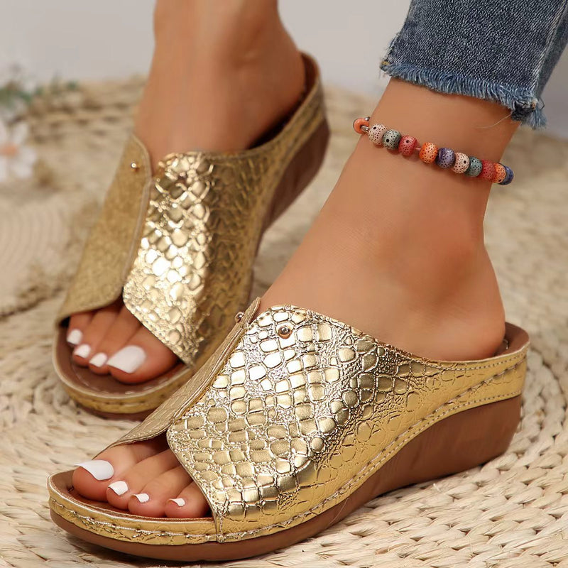 Graceful Orthopedic Sandals for Modern Look