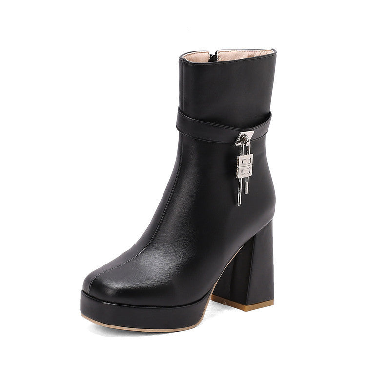 Chic Orthopedic Boots with Unique Design
