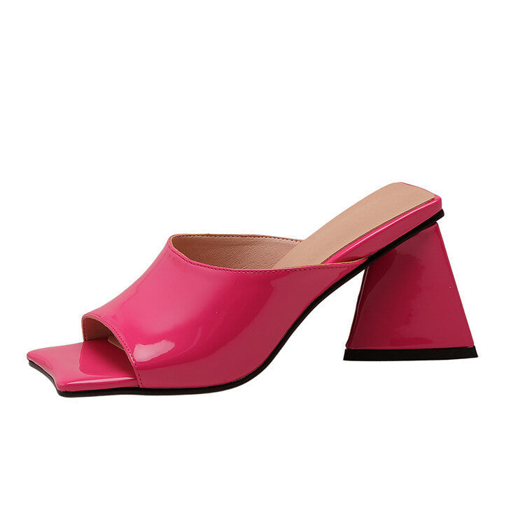 Graceful Orthopedic Sandals for Modern Look