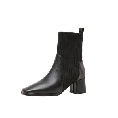Graceful Orthopedic Boots for Modern Look