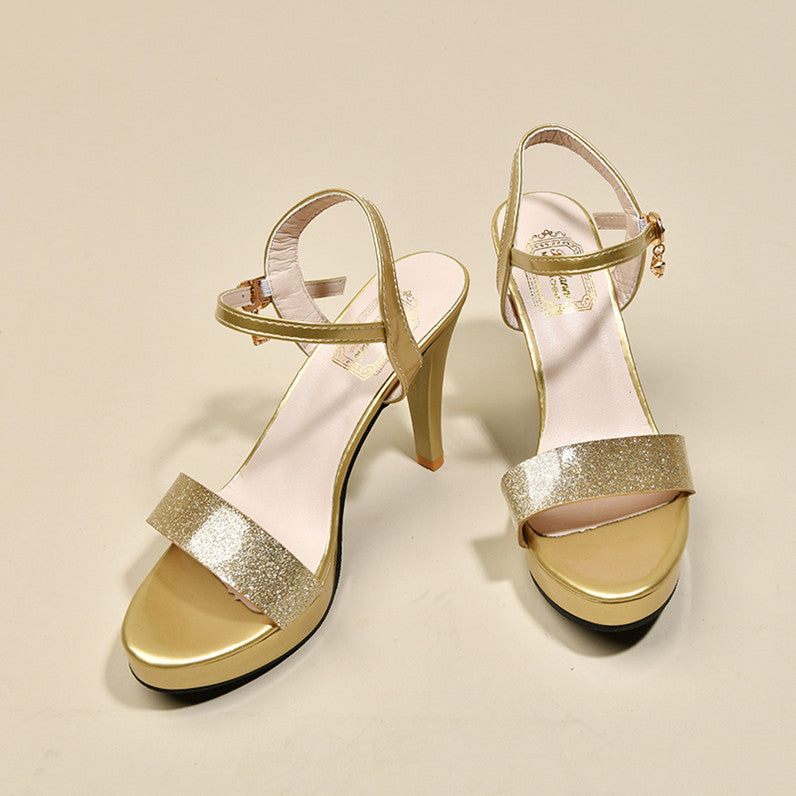Chic Orthopedic Sandals with Unique Design