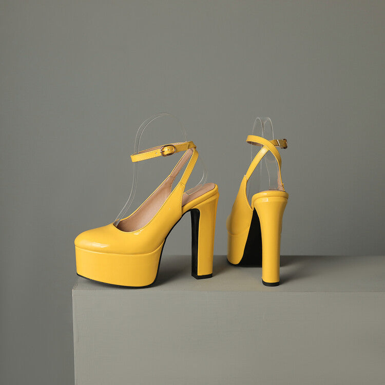 Chic Orthopedic Sandals with Unique Design
