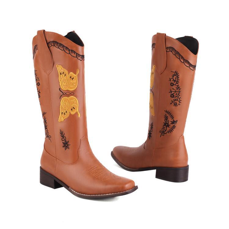 Graceful Orthopedic Boots for Modern Look