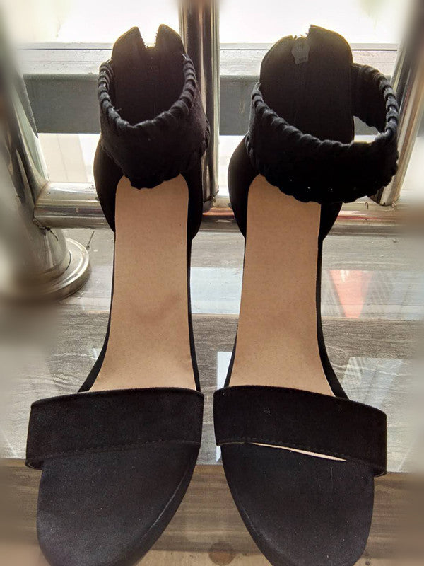 Chic Orthopedic Sandals with Unique Design