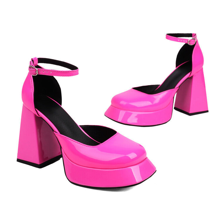 Graceful Orthopedic Sandals for Modern Look