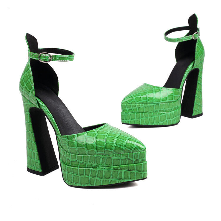 Graceful Orthopedic Sandals for Modern Look