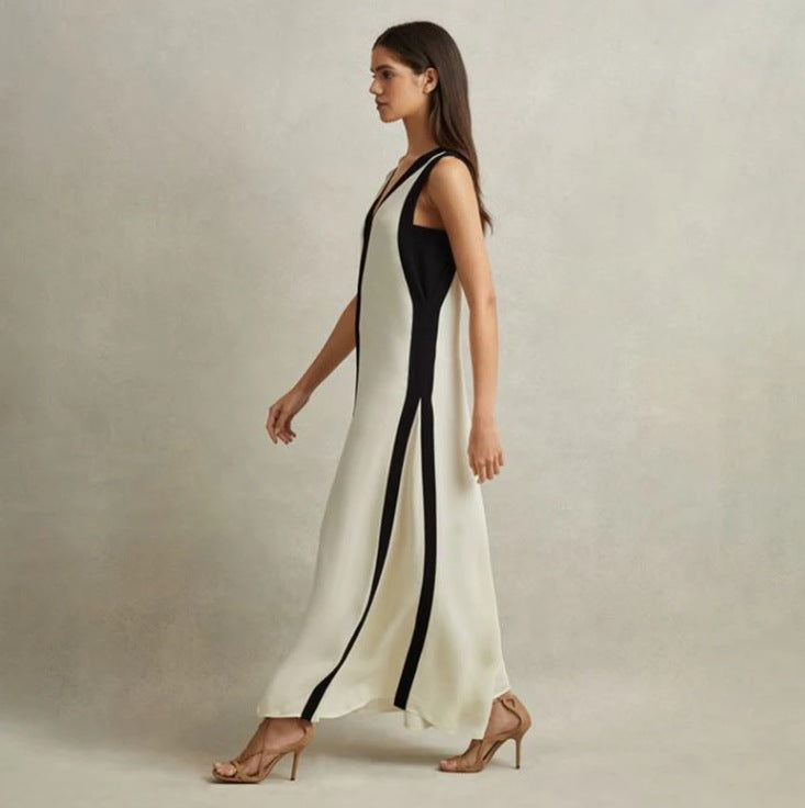 Polished Dress with an Effortless Classic Look