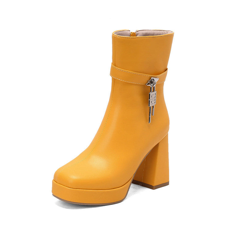 Chic Orthopedic Boots with Unique Design