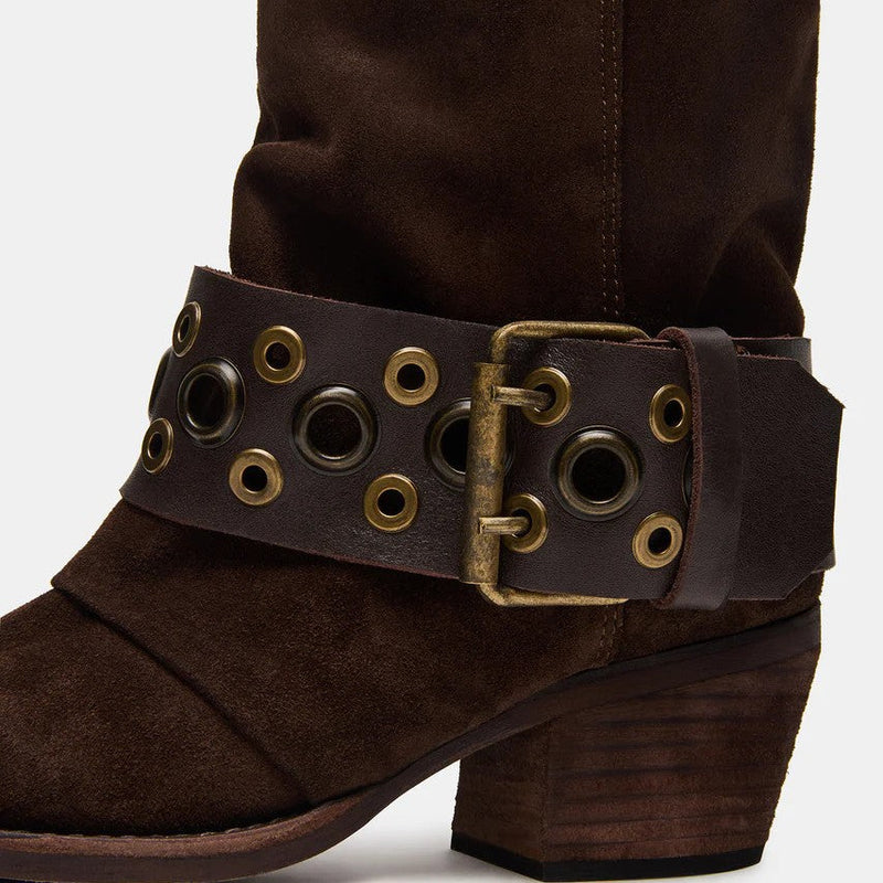 Graceful Orthopedic Boots for Modern Look