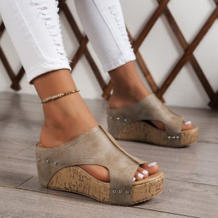 Beautifully Crafted Orthopedic Sandals