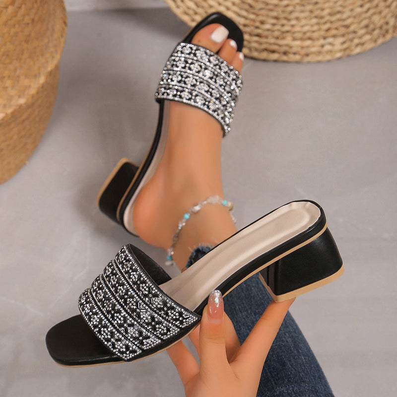 Chic Orthopedic Sandals with Unique Design