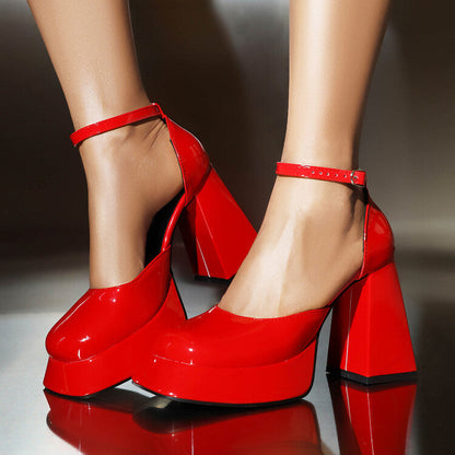 Graceful Orthopedic Sandals for Modern Look