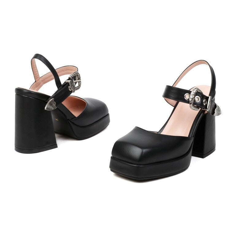 Graceful Orthopedic Sandals for Modern Look