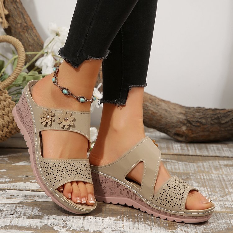 Graceful Orthopedic Sandals for Modern Look