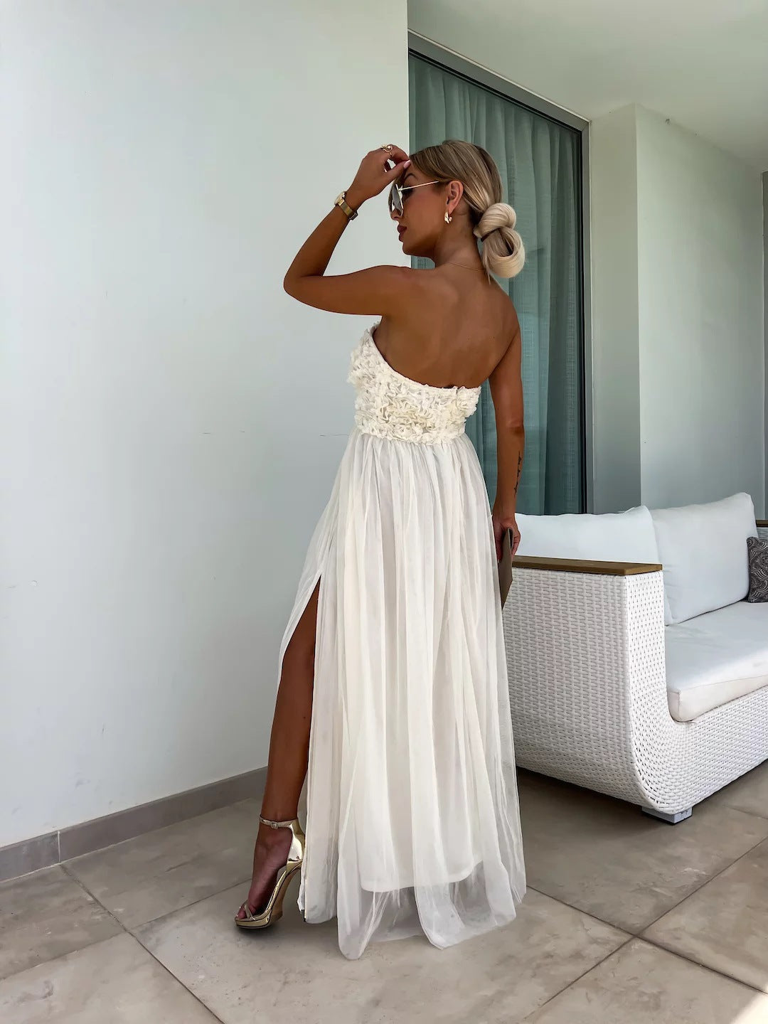 Classic Vintage Dress with a Flattering Fit