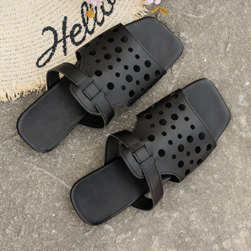 Graceful Orthopedic Sandals for Modern Look