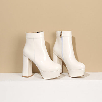 Graceful Orthopedic Boots for Modern Look