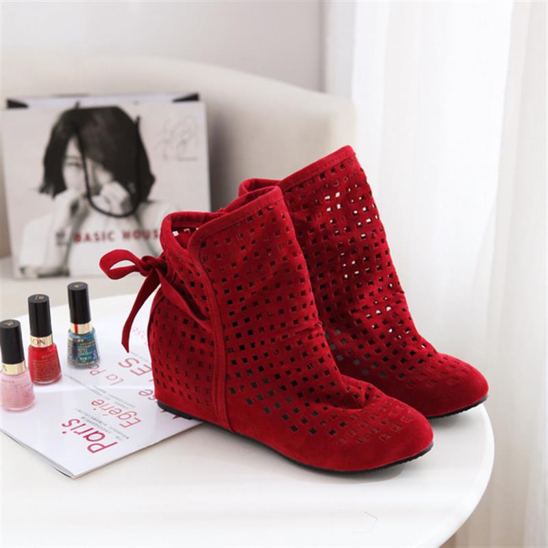 Comfortable Orthopedic Boots for Daily Wear