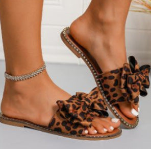 Graceful Orthopedic Sandals for Modern Look