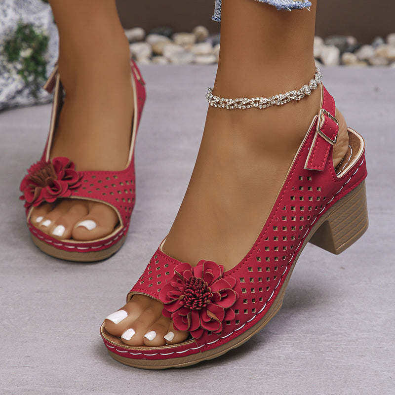 Chic Orthopedic Sandals with Unique Design