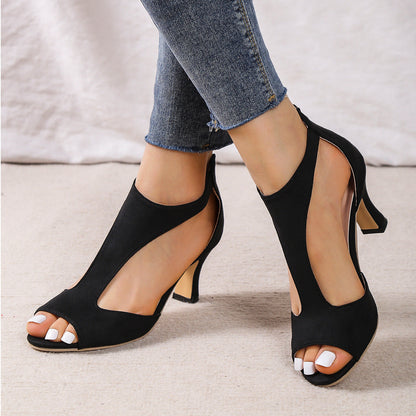 Graceful Orthopedic Sandals for Modern Look